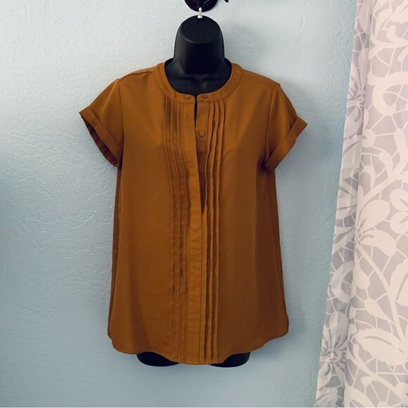 Simply Vera Vera Wang Mustard 1/4 Button Down Short Sleeve Blouse Size XS - Picture 1 of 6